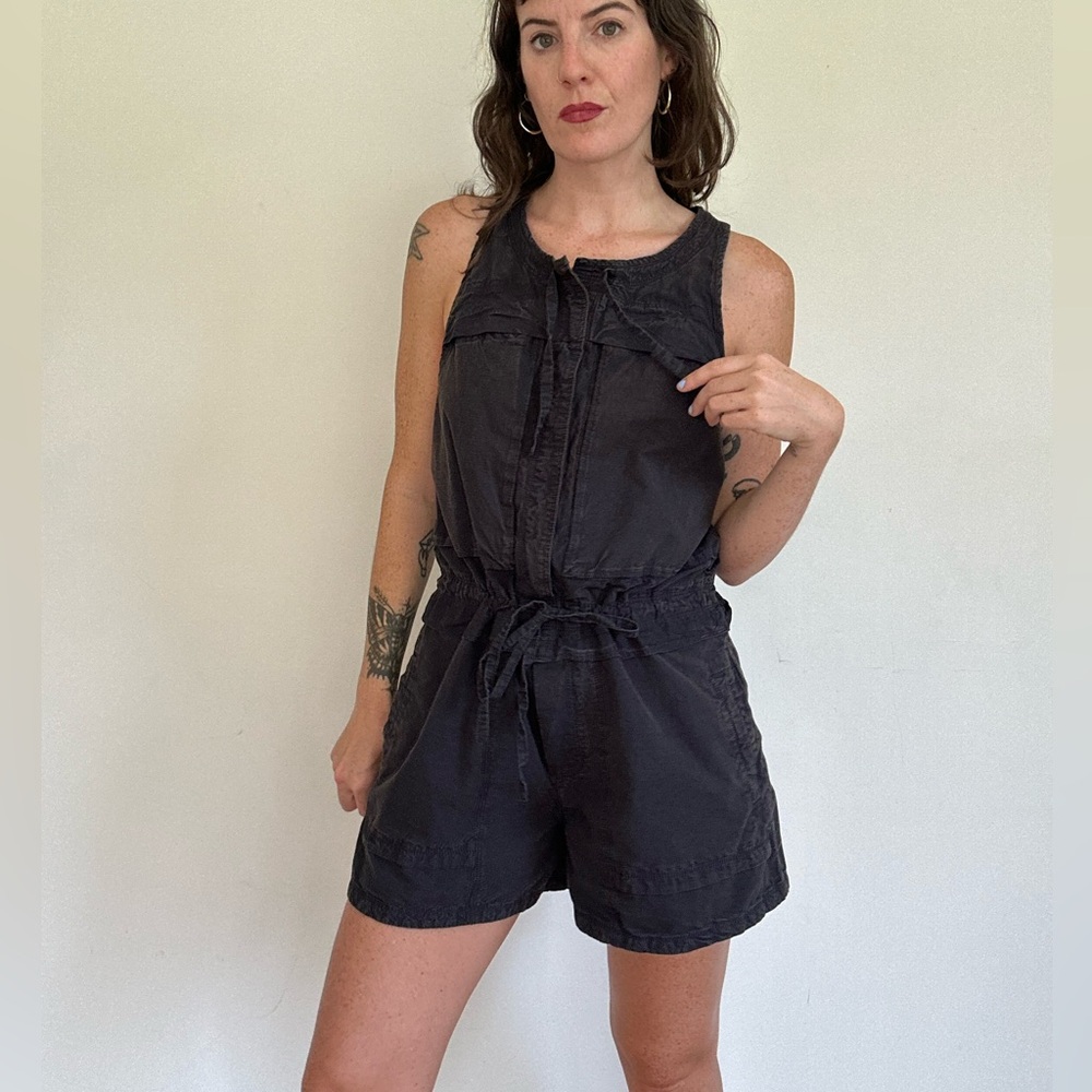 Free people cotton pocket romper. Size small - Picture 11 of 13